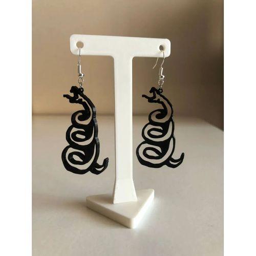 Küpe Yılan Metallica Kolye (Bu ürün Sadece Plastik parçadır - Almadan Önce Soru Sorabilirsiniz)