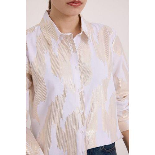 Beyaz Gold Varak Desenli Gömlek 20253