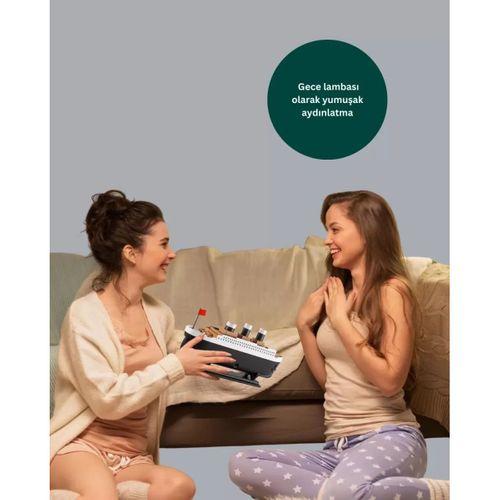 Dekoratif Gemi Modeli 7 Renk Işıklı Hava Nemlendirici Ve Oda Kokusu Difüzörü