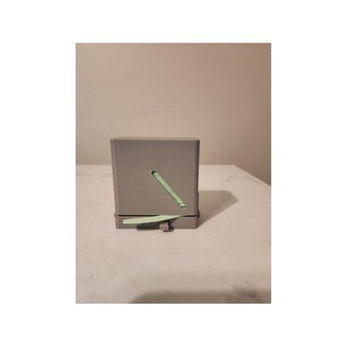 Plackers Diş İpi Dispenseri (Bu ürün Sadece Plastik parçadır - Almadan Önce Soru Sorabilirsiniz)