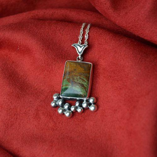 Doğa Gümüş Çerçeve Zümrüt Kadın Kolye