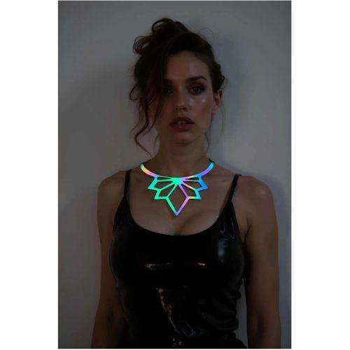 Rainbow Reflektörlü Lotus Choker Kolye, Şık Lazer Kesim Kolye