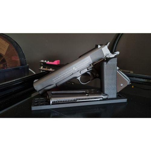 Colt M1911 Standı (Bu ürün Sadece Plastik parçadır - Almadan Önce Soru Sorabilirsiniz)