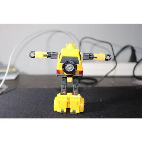 Studio Series 86 Bumblebee Yedek Tekerlek (Bu ürün Sadece Plastik parçadır - Almadan Önce Soru Sorabilirsiniz)