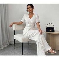 Kadın Toka Detaylı Kruvaze Takım