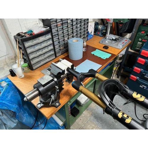 Süspansiyon Fork Steerer Tube Vise Kelepçe Yumuşak Çeneler (Bu ürün Sadece Plastik parçadır - Almadan Önce Soru Sorabilirsiniz)