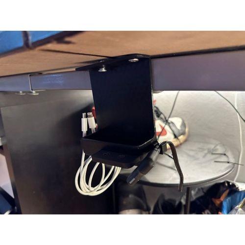 Macbook 87W Şarj Cihazı Tutucu 3D Baskı (Bu ürün Sadece Plastik parçadır - Almadan Önce Soru Sorabilirsiniz)