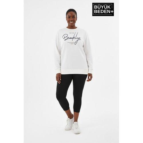 Kadın Büyük Beden El Yazılı Brooklyn Baskılı Bisiklet YakaSweatshirt SPR26BSWK956-6