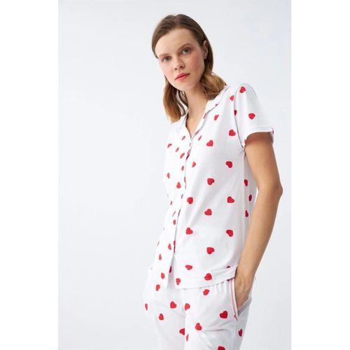 Kadın Beyaz Kırmızı Kalpli Önden Düğmeli Pijama Takımı