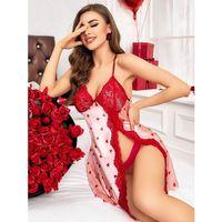 Özel Tasarım Kalp Desenli İnce Askılı Dantel İşlemeli Yırtmaçlı Mini Saten Gecelik