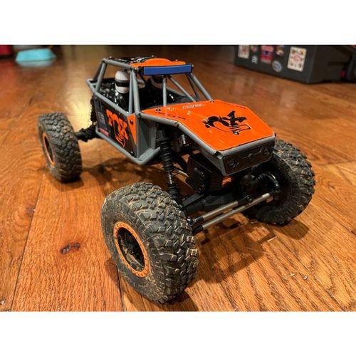 Axial Capra 1 18 Ölçekli Işık Barı Filtre Difüzörü (Bu ürün Sadece Plastik parçadır - Almadan Önce Soru Sorabilirsiniz)