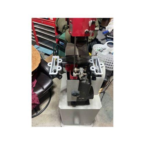 Granite Üstlü Şerit Testere İçin Trunnion Yedeği (Bu ürün Sadece Plastik parçadır - Almadan Önce Soru Sorabilirsiniz)