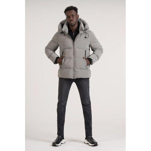 Slimfit Kapşonlu Boyun Destekli Şişme Mont