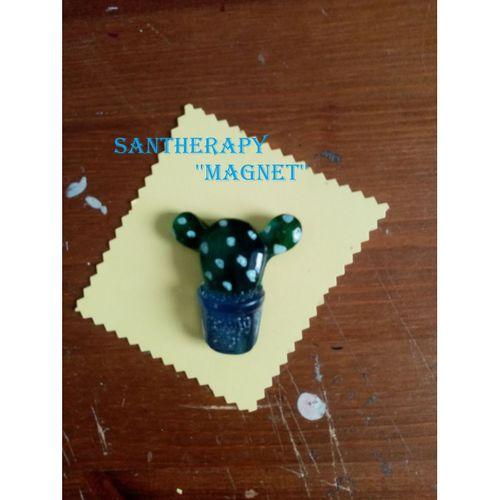 SANTHERAPY MAGNET