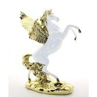 Polyester Şahlanan Kanatlı At Figürü
